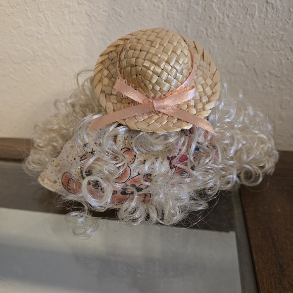 Hand Made Bobbin Farm Girl & Pig Figure - Picture 5 of 9